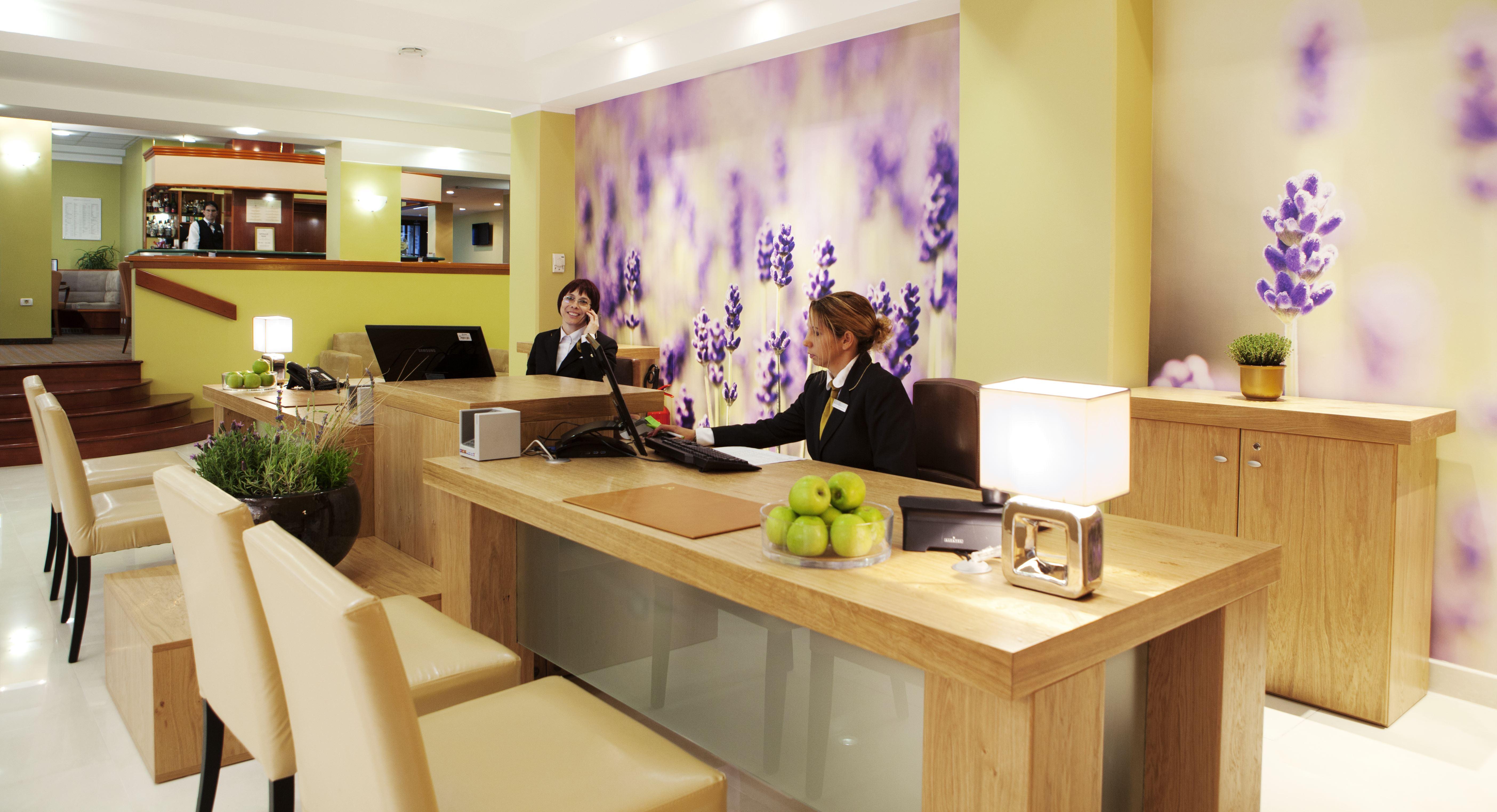 Wellness Hotel Apollo - Terme & Wellness Lifeclass Portorož Dış mekan fotoğraf