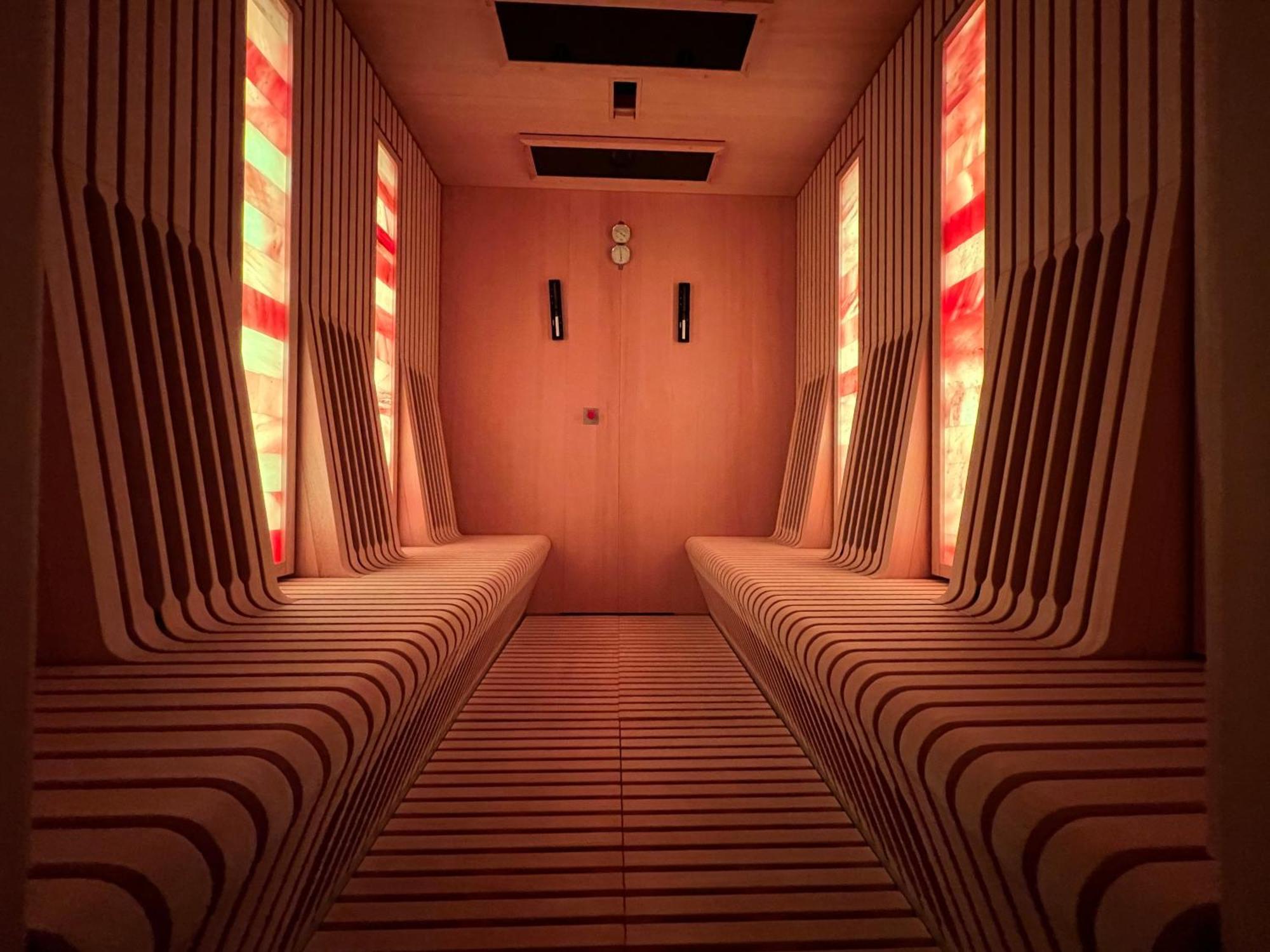 Wellness Hotel Apollo - Terme & Wellness Lifeclass Portorož Dış mekan fotoğraf