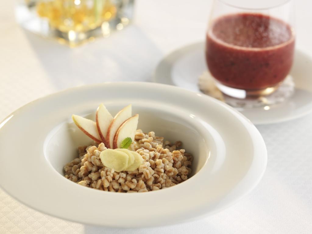 Wellness Hotel Apollo - Terme & Wellness Lifeclass Portorož Dış mekan fotoğraf
