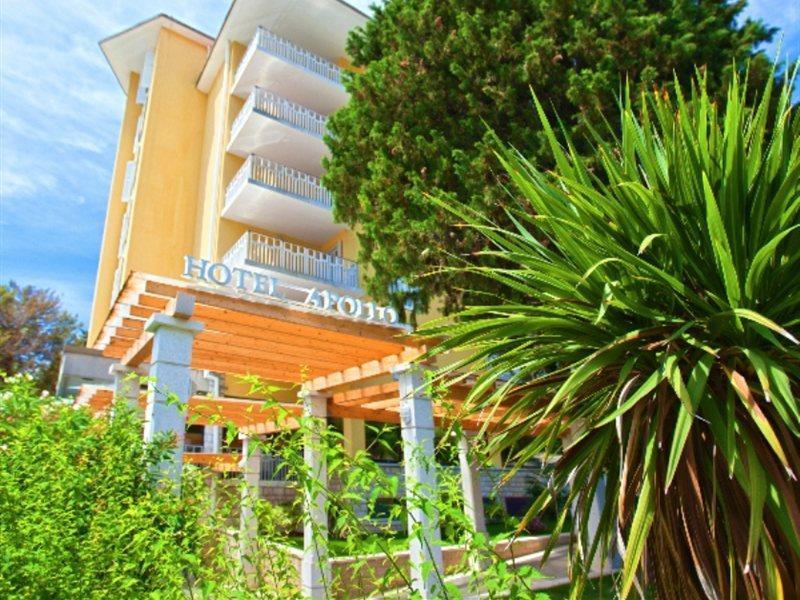 Wellness Hotel Apollo - Terme & Wellness Lifeclass Portorož Dış mekan fotoğraf