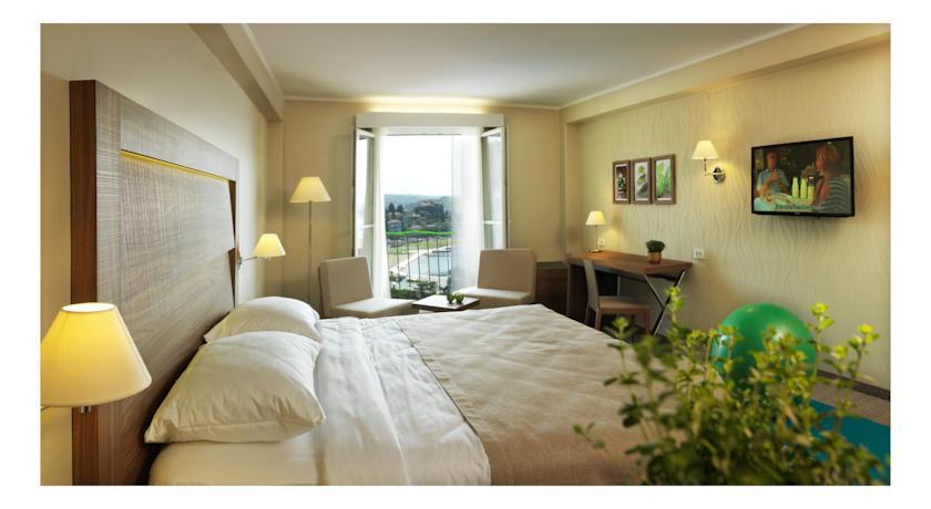 Wellness Hotel Apollo - Terme & Wellness Lifeclass Portorož Oda fotoğraf